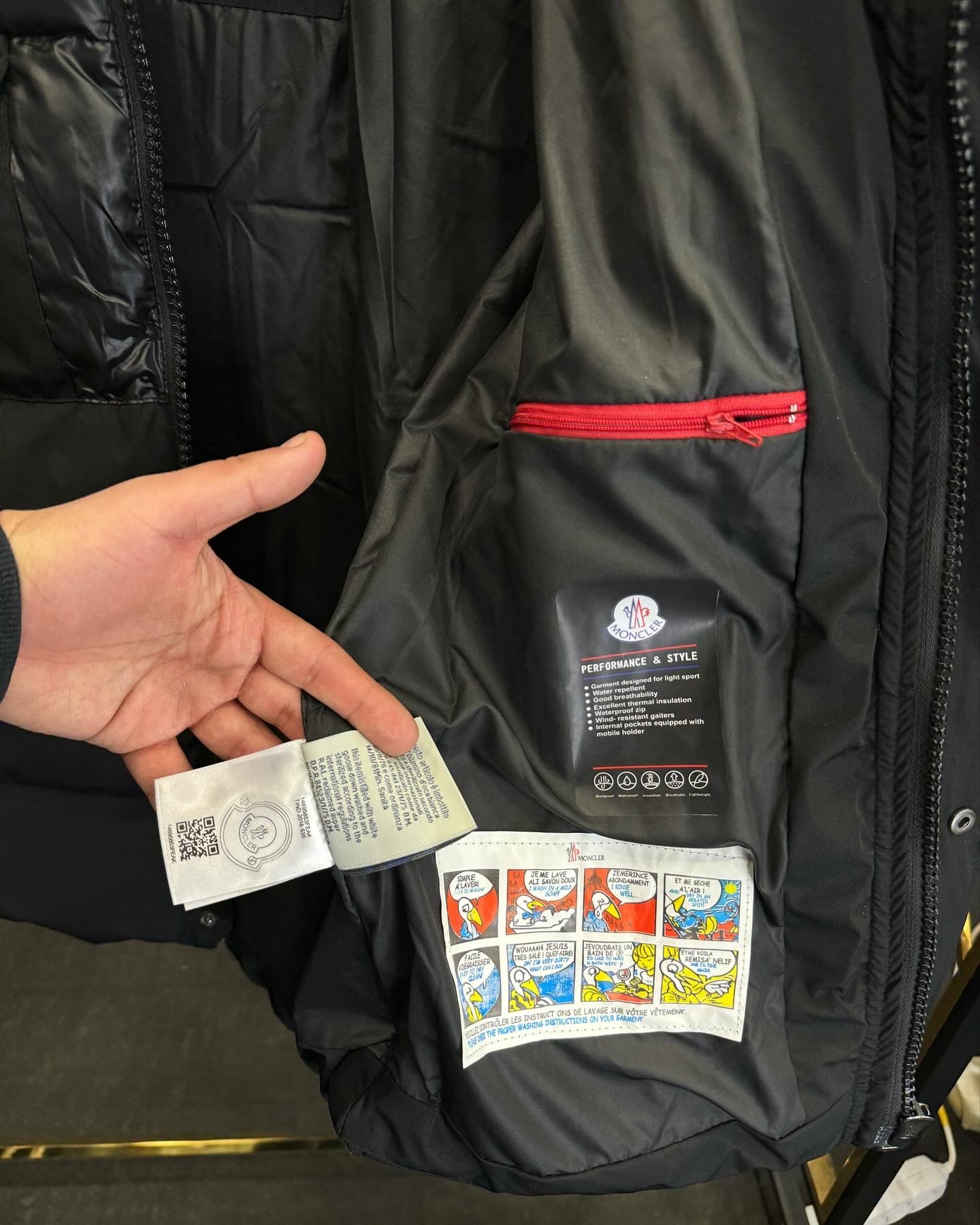 MONCLER ΜΠΟΥΦΑΝ SALE