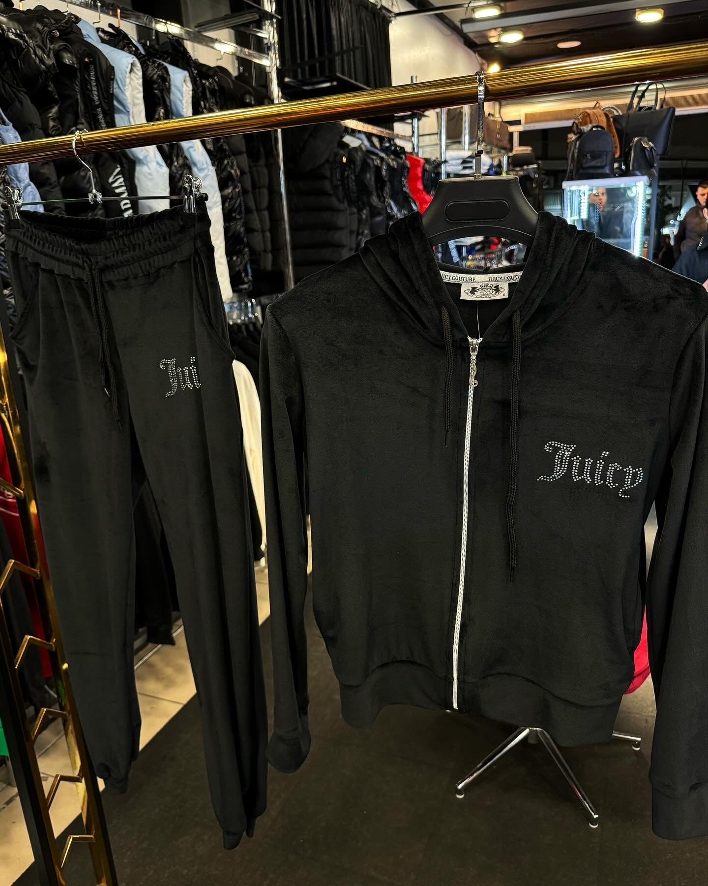 JUICY ΦΟΡΜΑ ΣΕΤ ΓΥΝΑΙΚΕΙΟ SALE