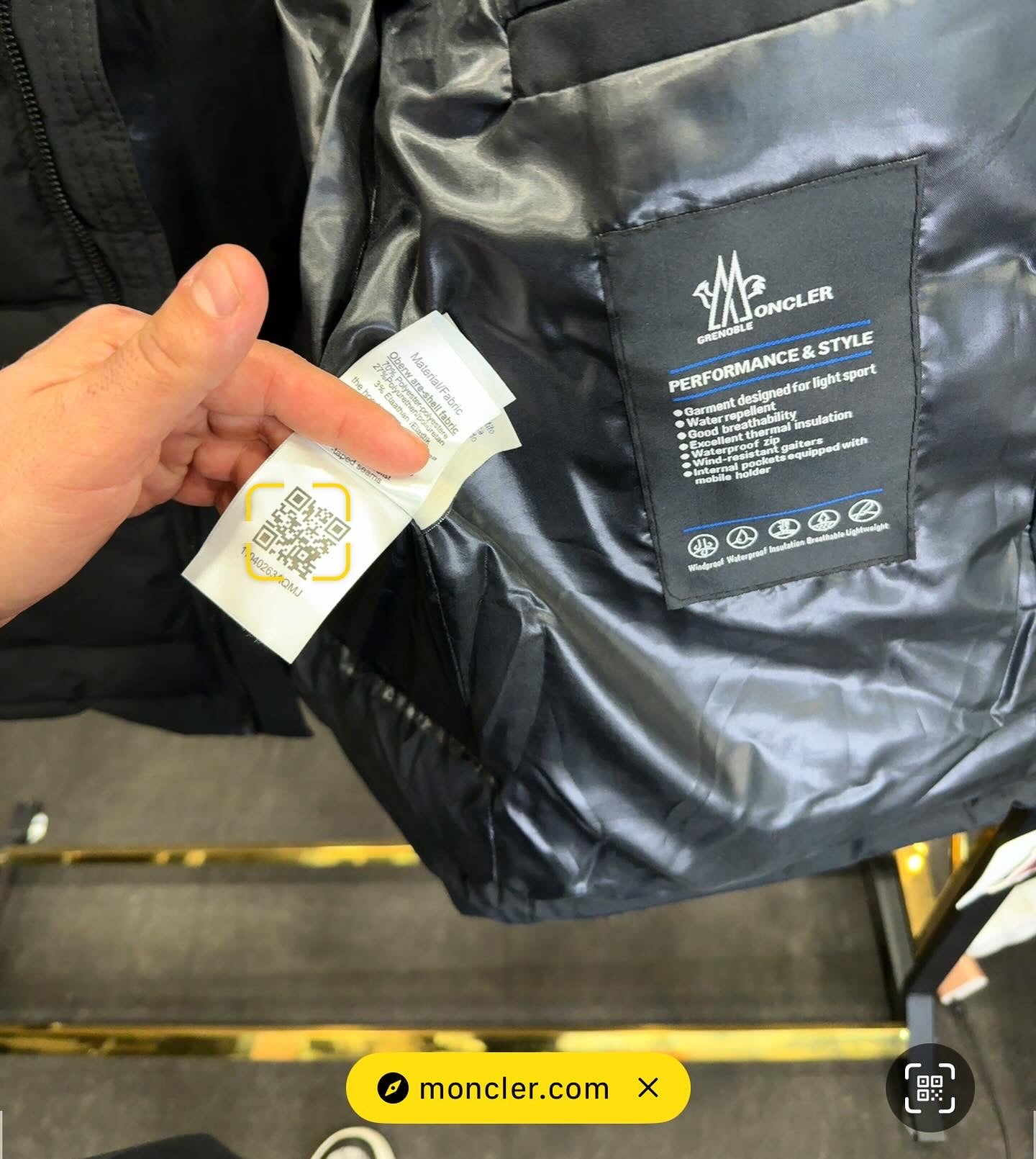 MONCLER ΜΠΟΥΦΑΝ SALE