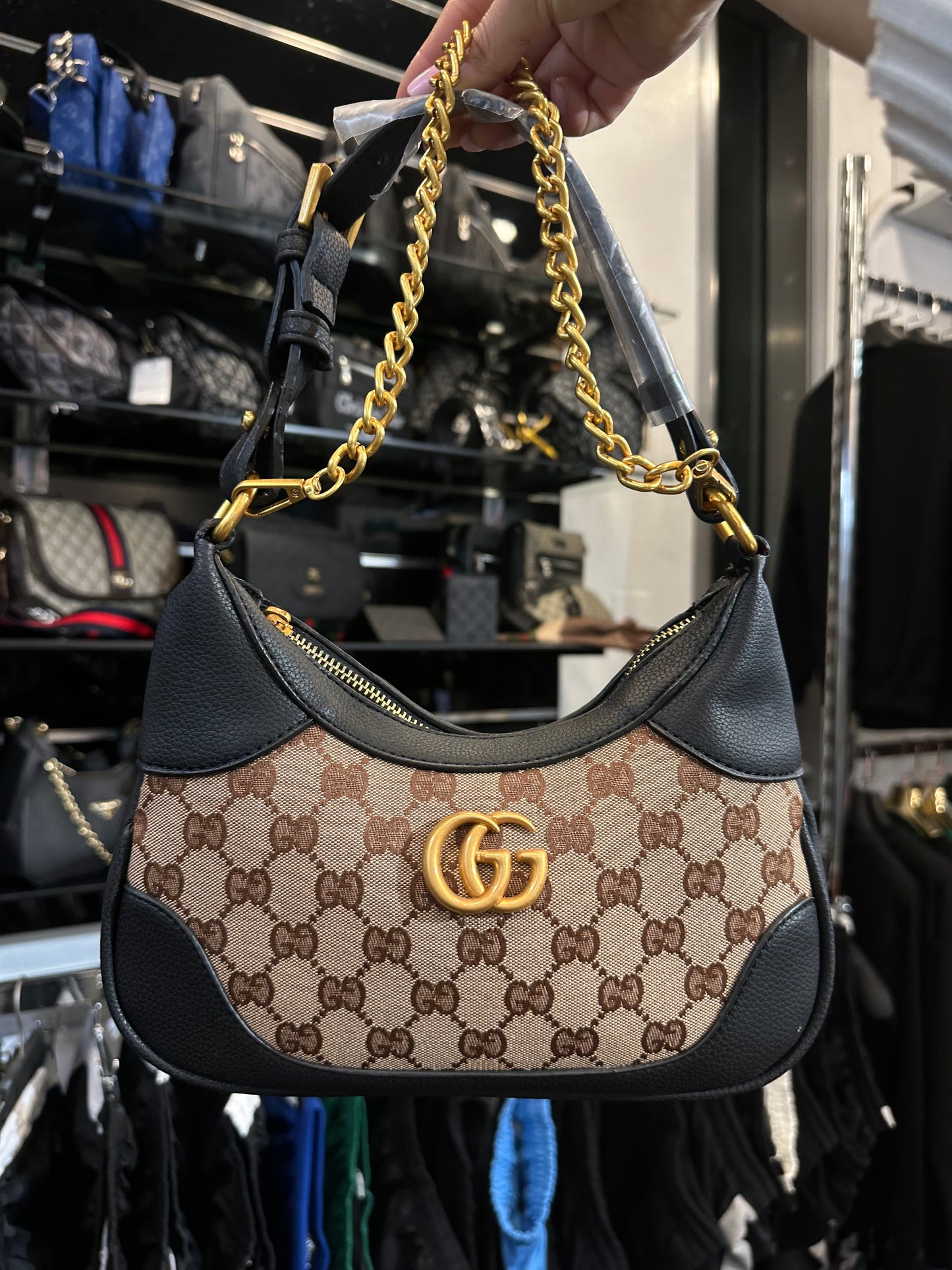 GUCCI