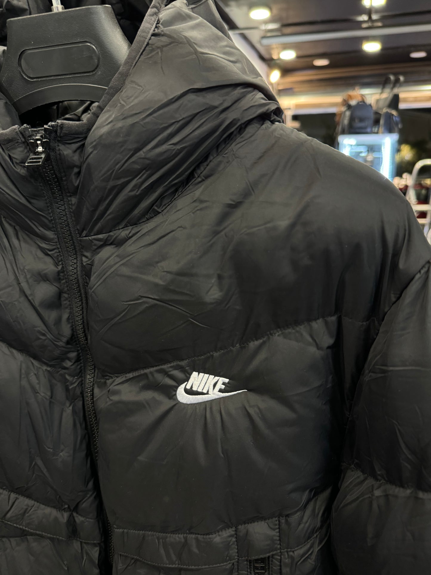 NIKE ΜΠΟΥΦΑΝ SALE