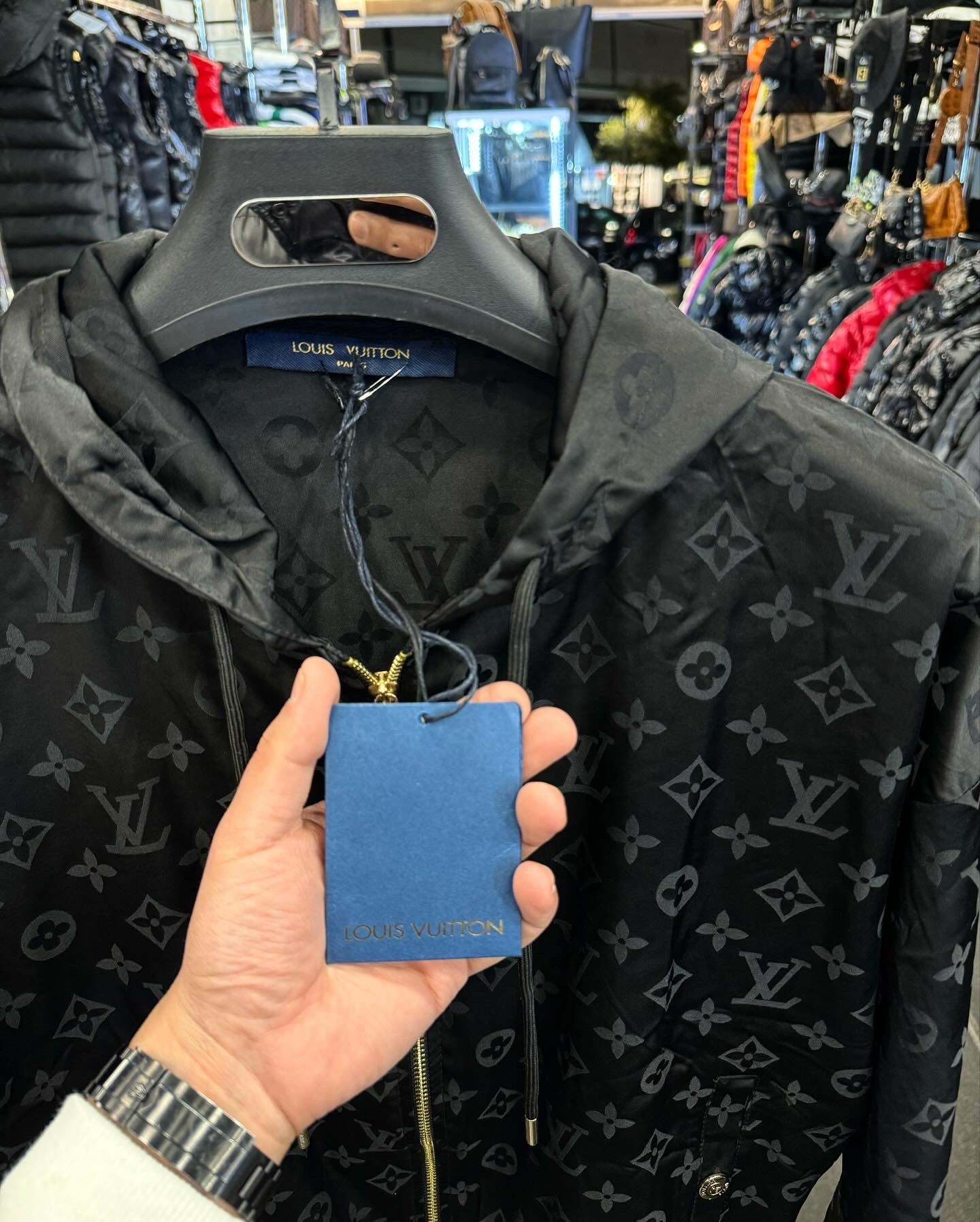 LOUIS VUITTON ΣΕΤ ΓΥΝΑΙΚΕΙΟ SALE