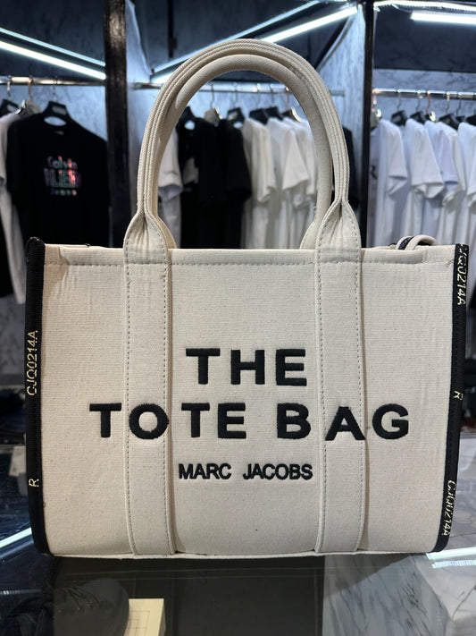 THE TOTE BAG
