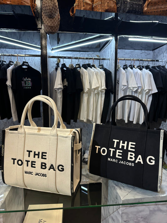 THE TOTE BAG