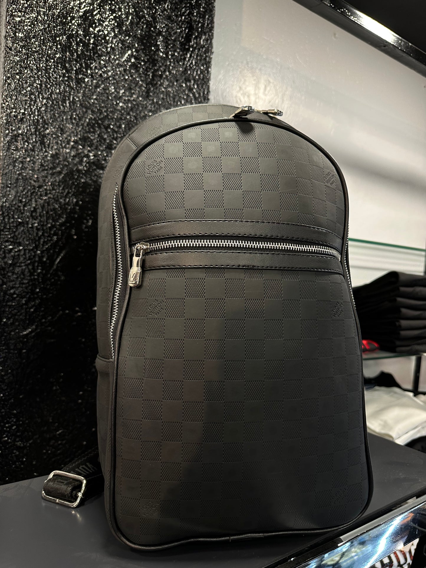 LOUIS VUITTON BACK PACK